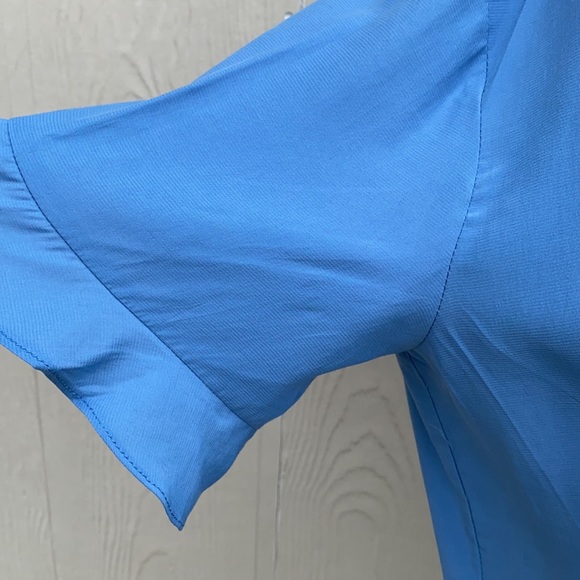 Layerz Clothing Embroidery Floral V - Neck Summer - Picture 8 of 12